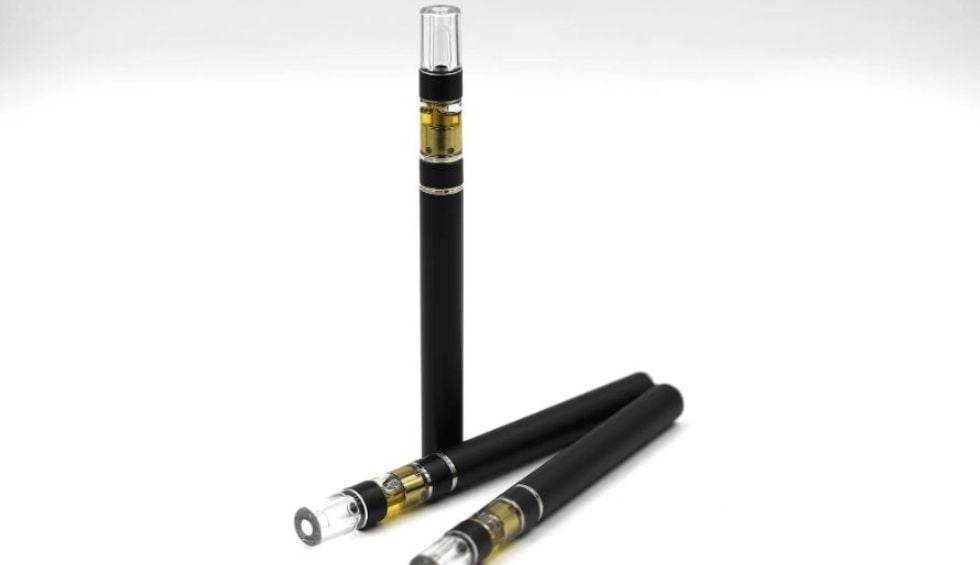 A trusted cannabis store will offer distillate pens that feature high-quality components. The distillate pen in Canada that you are likely to buy at our cannabis dispensary features: 