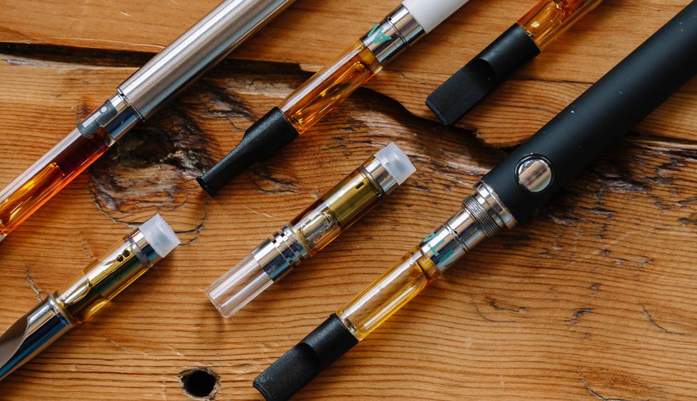 Distillate Pen in Canada is discrete, efficient and long lasting. But before you make up you mind, read this article. 